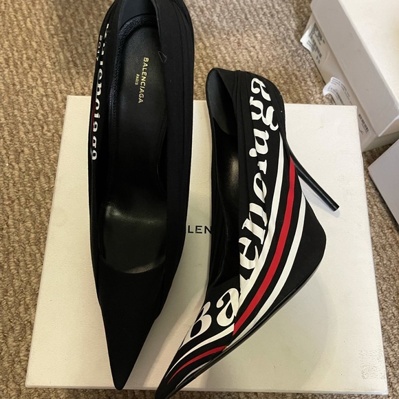 Balenciaga Knife fabric heels - Picture 5 of 5